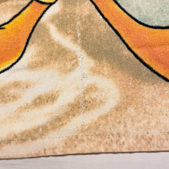 Vintage Tweety Bird Beach Towel 56.5 x 29.5 Inch Flaws - Picture 10 of 16